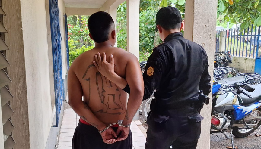 PNC recaptura a presunto integrante del “Barrio 18” en Santa Rosa