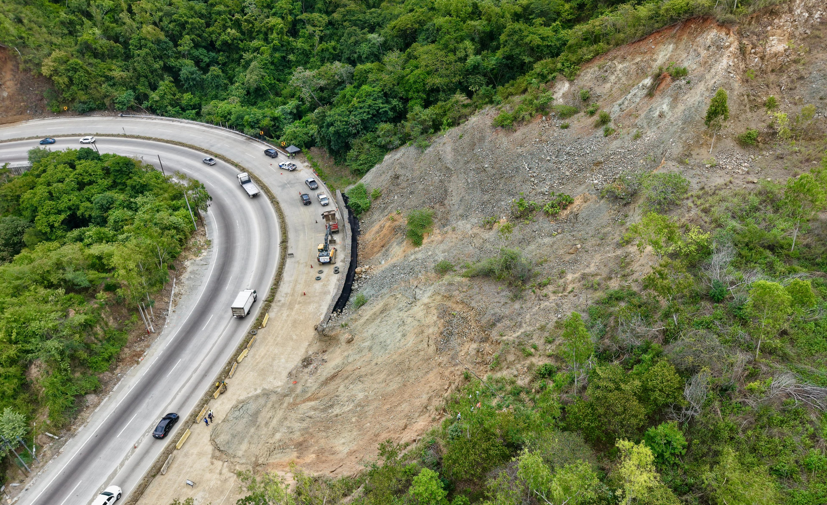 CIV informa acciones de respuesta ante un derrumbe en el kilómetro 65 de la CA-9 Norte, ruta al Atlántico