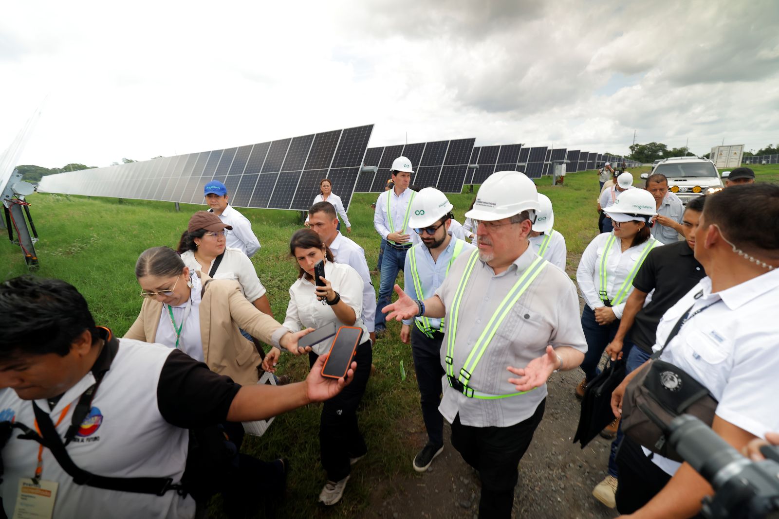Con energía limpia y renovable, Guatemala apuesta por soberanía energética