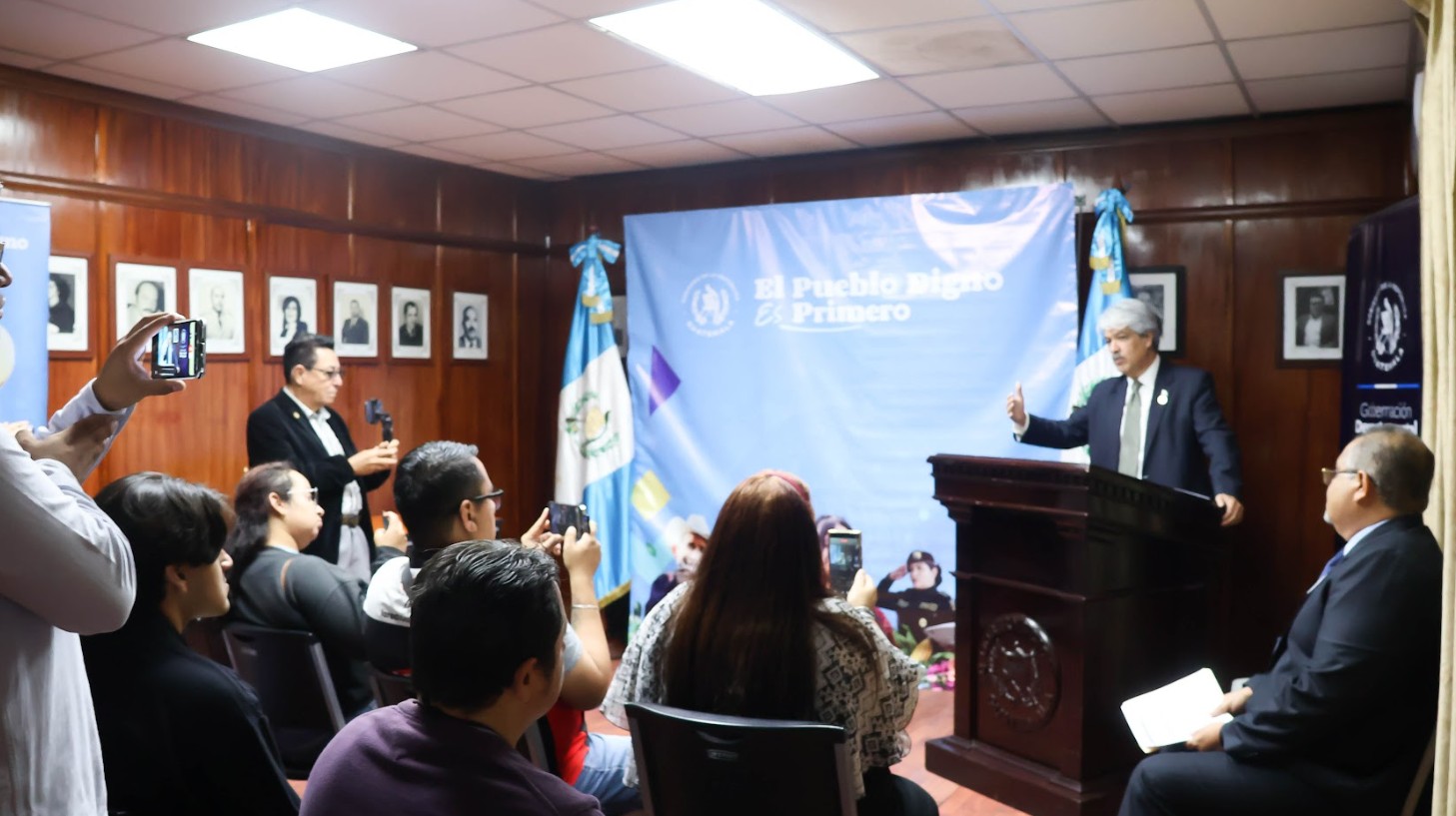 Informan a la población sobre las acciones y planes institucionales en el departamento de Guatemala