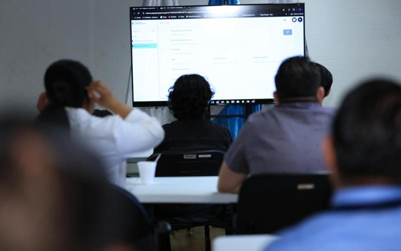 La DGT capacitó a su personal en este nuevo sistema de modernización./Foto: DGT.