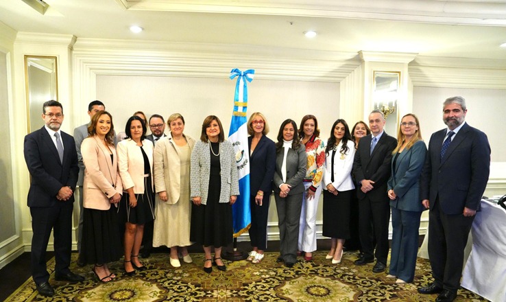Vicepresidenta impulsa acuerdos de cooperación en encuentro con el Consejo de las Américas