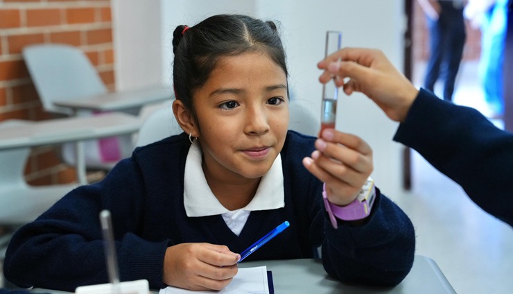 Los clubes de ciencias llegarán a cuatro departamentos más para el beneficio de niños, niñas y jóvenes