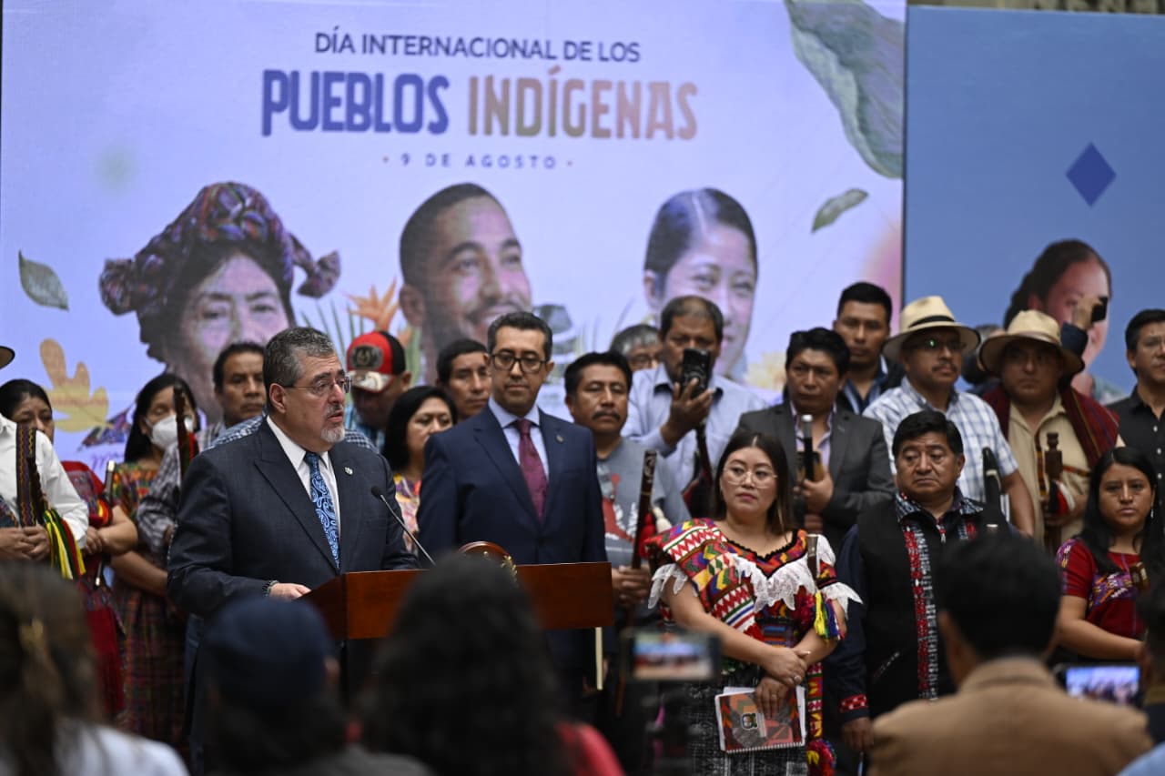 Presidente Arévalo anuncia iniciativa de reforma de ley para viabilizar inversión pública en propiedad comunal de pueblos indígenas