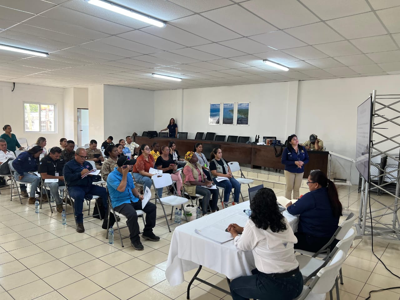Desarrollan reunión interinstitucional en el marco del mes patrio en Izabal
