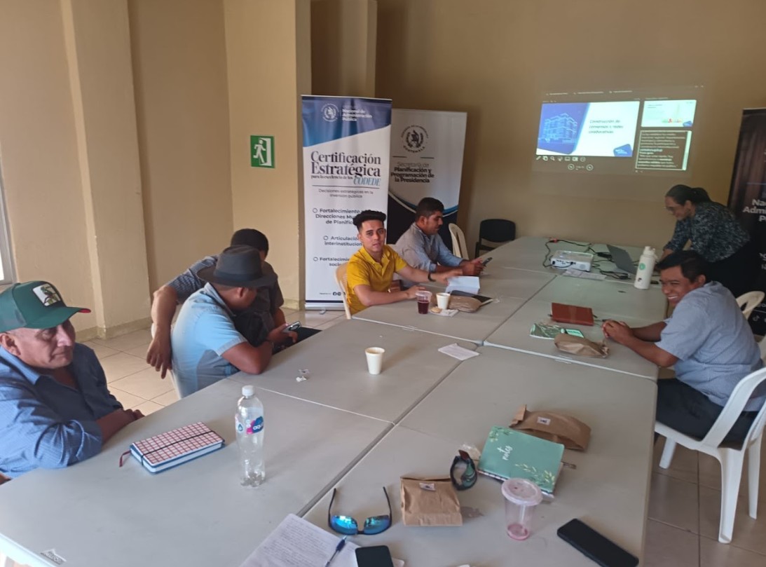 Petén impulsa capacitación para fortalecer el liderazgo comunitario y la inversión pública