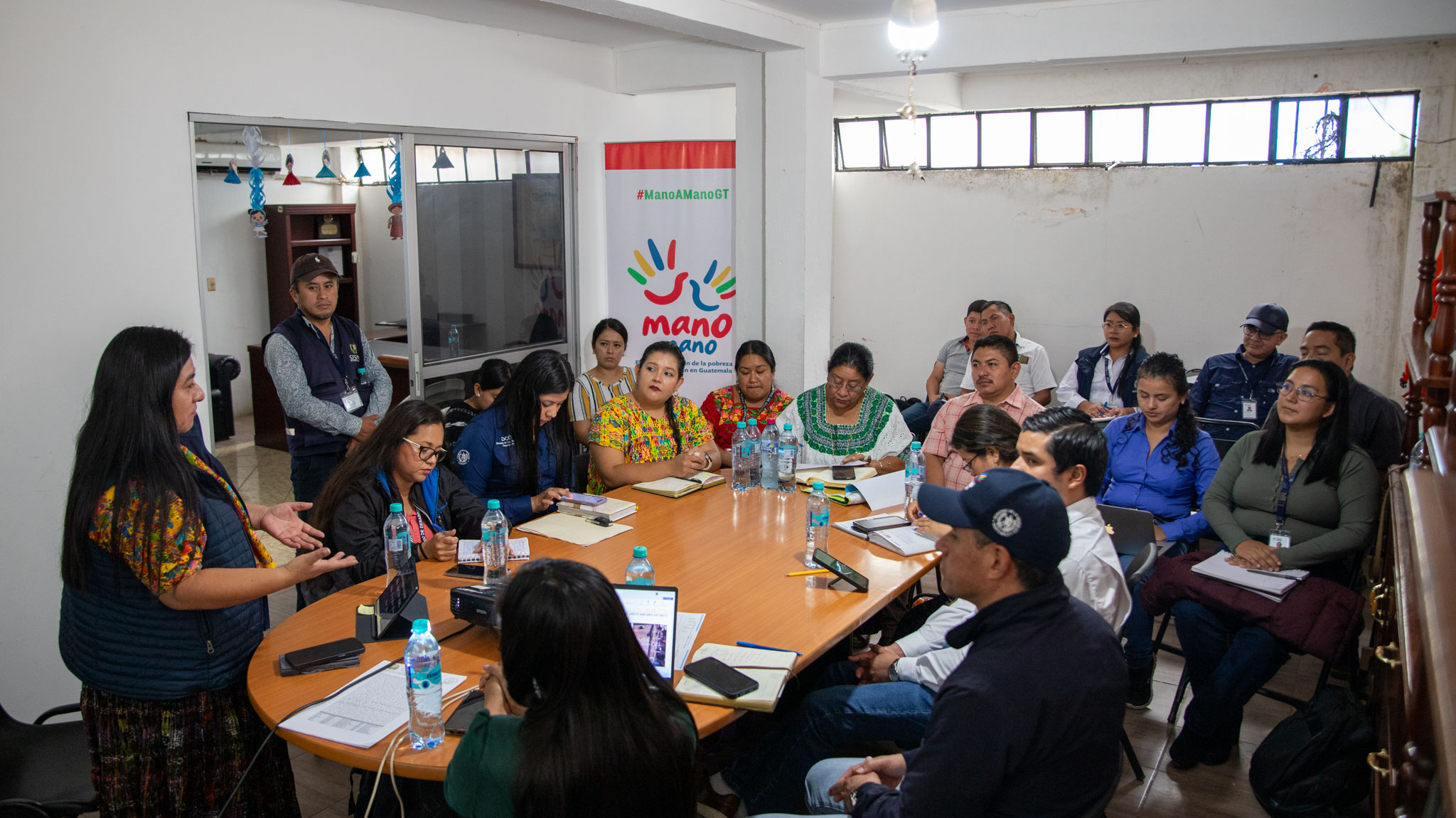 Mesa técnica da seguimiento al programa Mano a Mano en San Pablo Tamahú