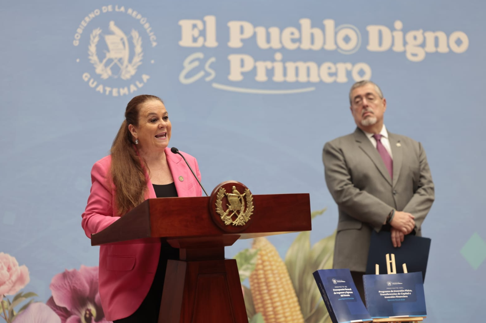 Ministra de Educación: “Hoy se presenta un presupuesto que no es una lista de rubros, sino un plan de país”