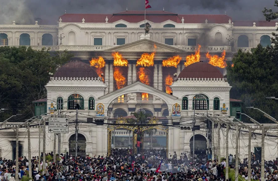 Palacio Singha Durbar, sede de gobierno y el parlamento en Nepal. / Foto: EFE.