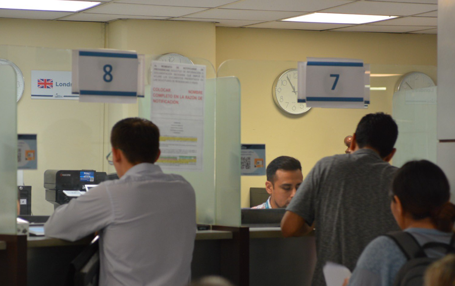 IGM moderniza trámites en línea para residentes extranjeros en Guatemala