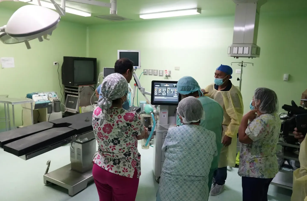Hospital de Mazatenango se fortalece con la adquisición de dos modernos aparatos de anestesia