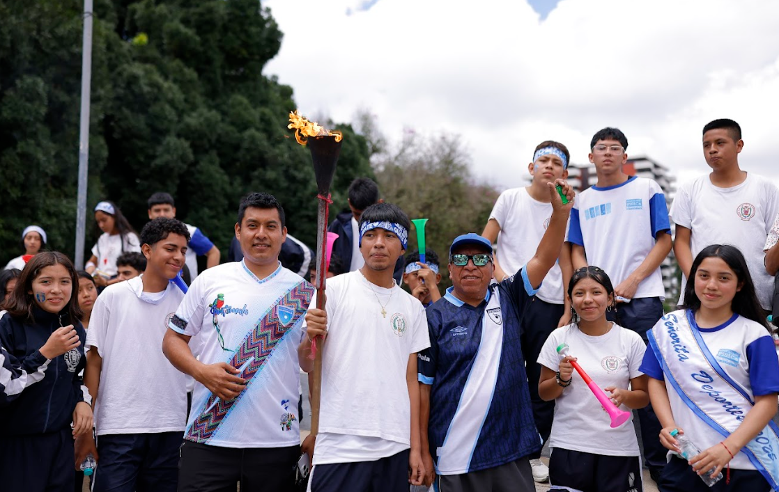 Mineduc exhorta a garantizar el resguardo de los estudiantes durante las actividades por los 204 años de independencia. (Foto: Gilbert García)