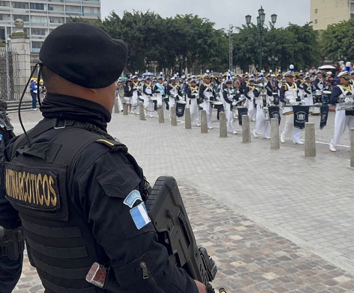 PNC brinda seguridad durante celebraciones patrias en todo el país
