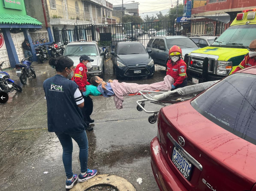 PGN rescata a adulto mayor de 80 años en situación de abandono en la zona 12