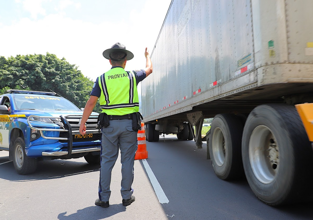 DGT lidera operativos viales en puntos estratégicos del país./Foto: DGT.