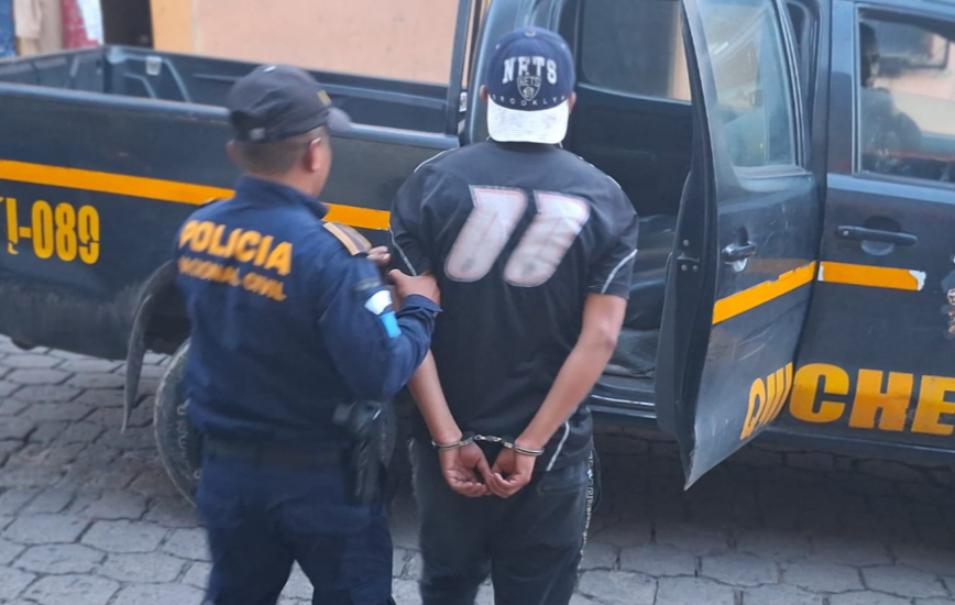 Capturan a supuesto agresor de sus hijos y a su esposa en Santa Cruz del Quiché