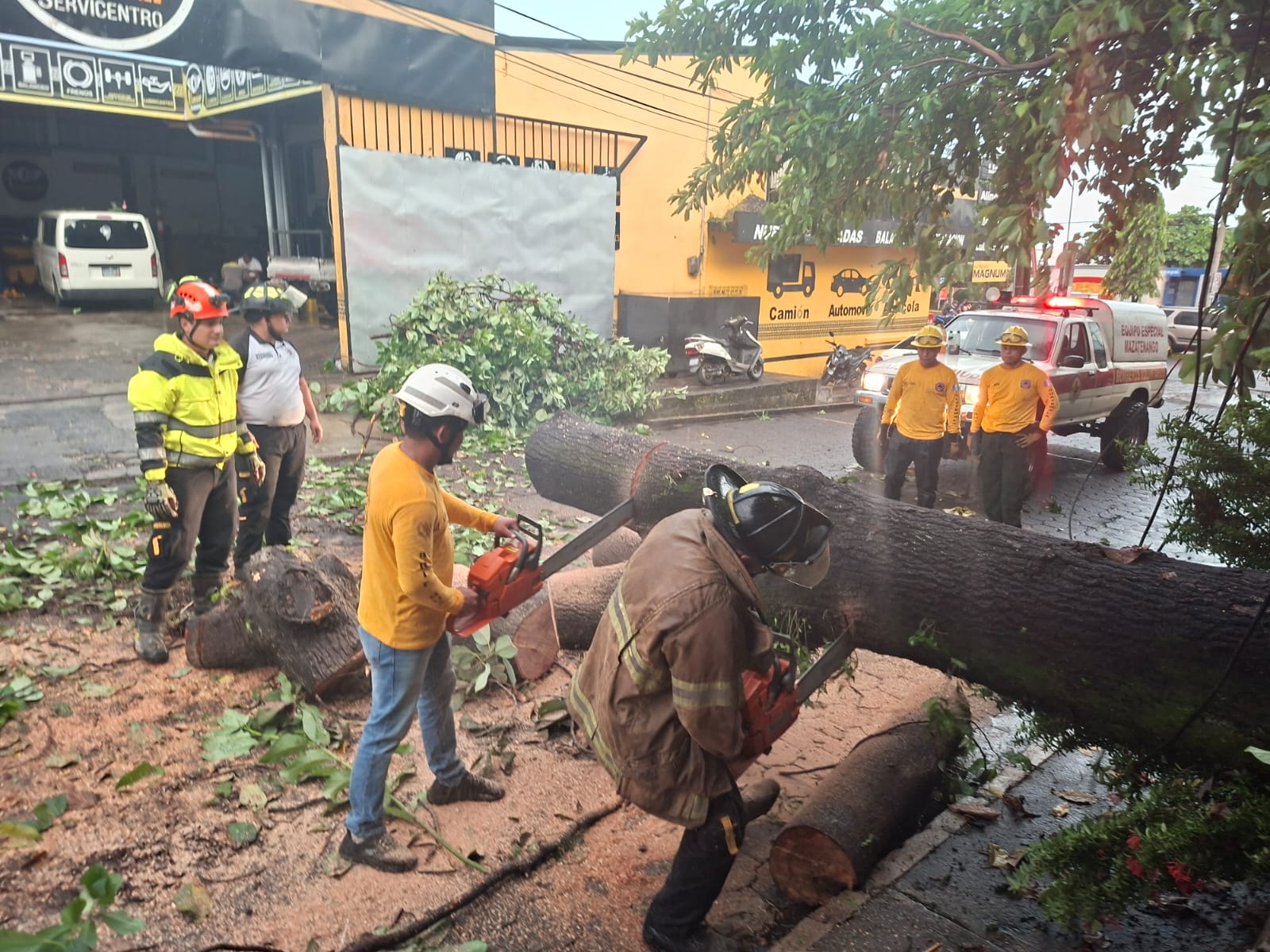 Conred ha atendió 875 emergencias por lluvias durante septiembre