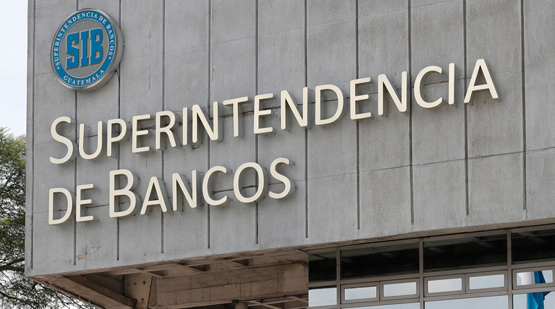 Instalaciones de la Superintendencia de Bancos. / Foto: SIB