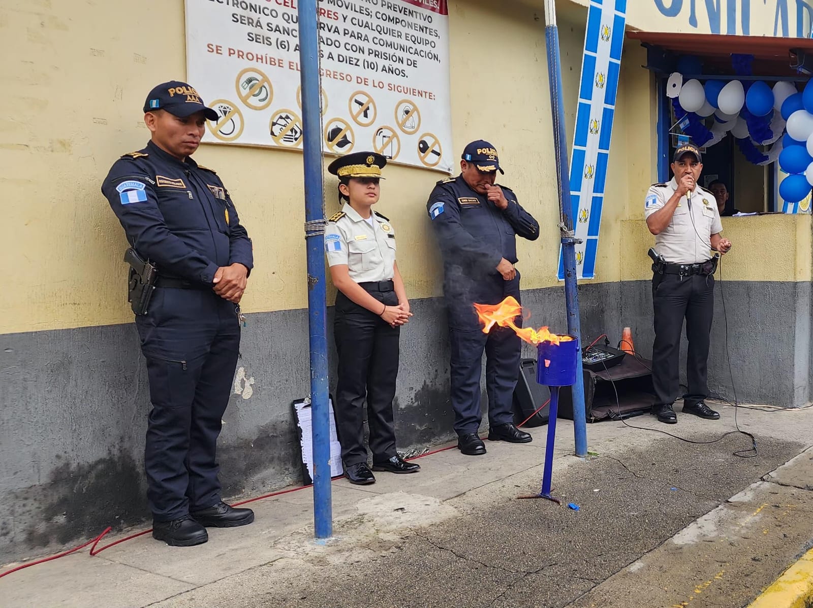 Comisaría 44 enciende la antorcha por los 204 años de independencia del país