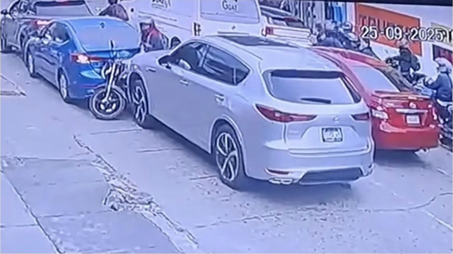 PNC captura a hombre que atacó con su vehículo a un motorista