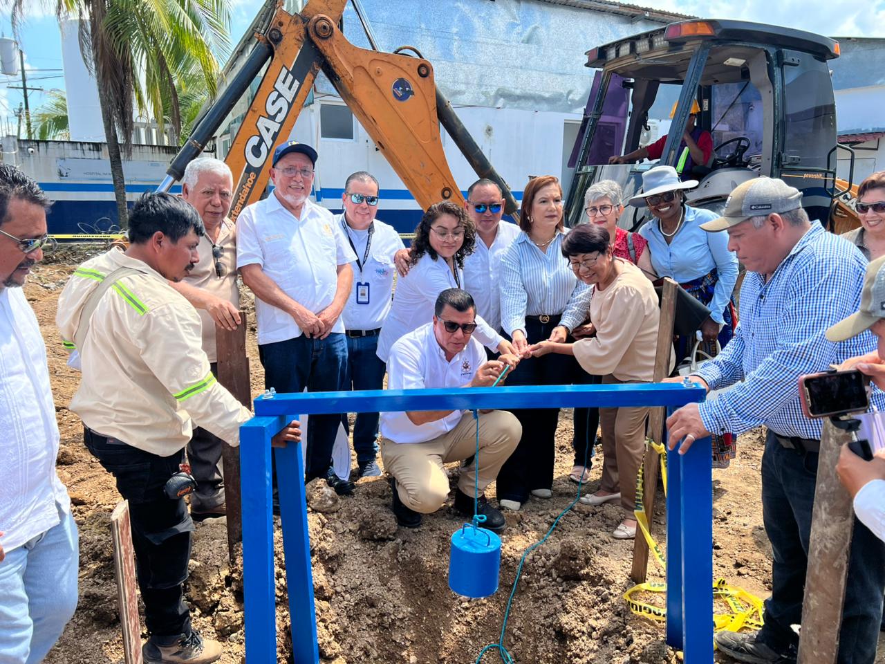 Primera piedra para la ampliación Hospital Infantil Elisa Martínez, en Puerto Barrios