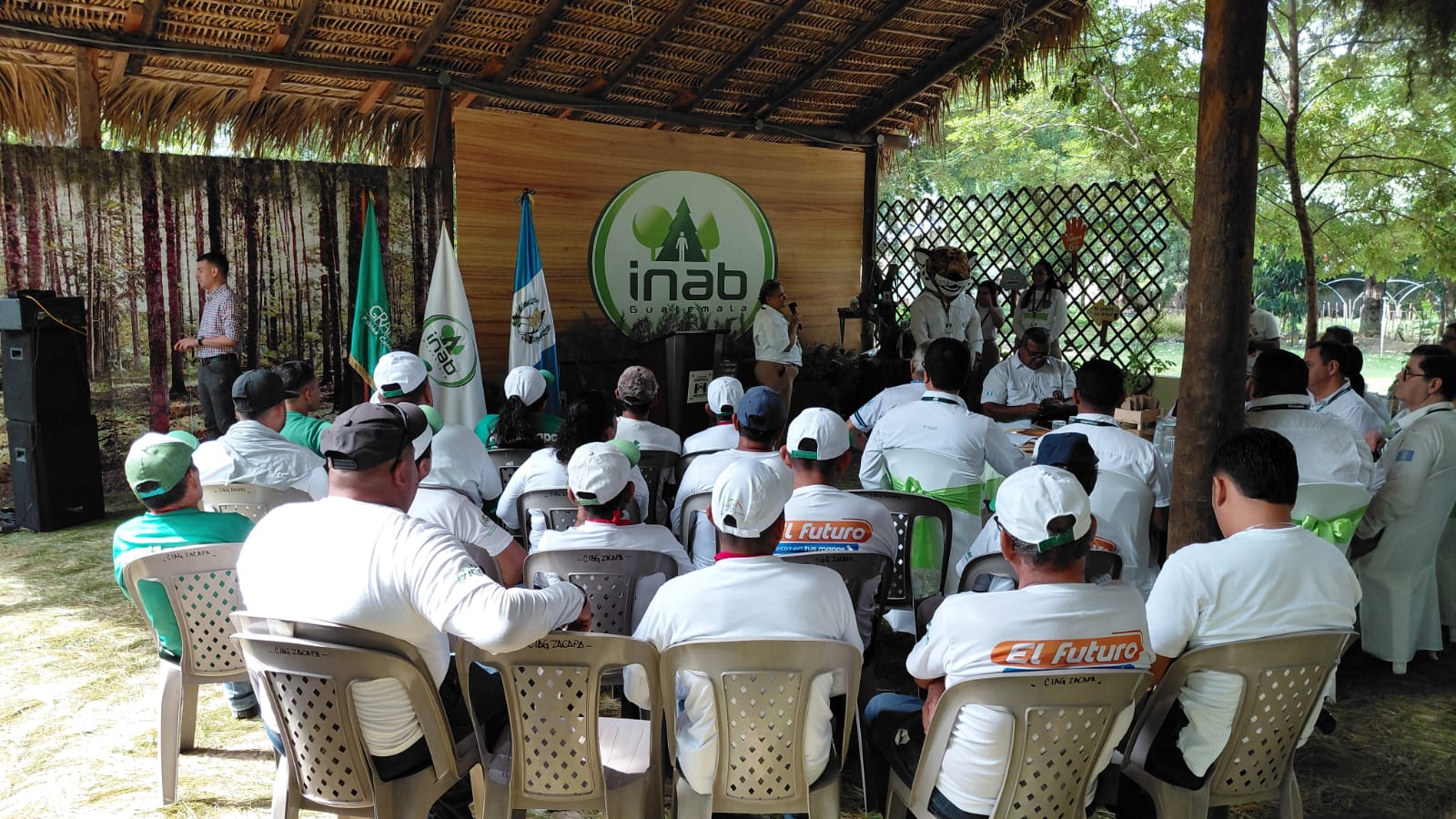 Concluye campaña de reforestación Sembrando Huella en Zacapa