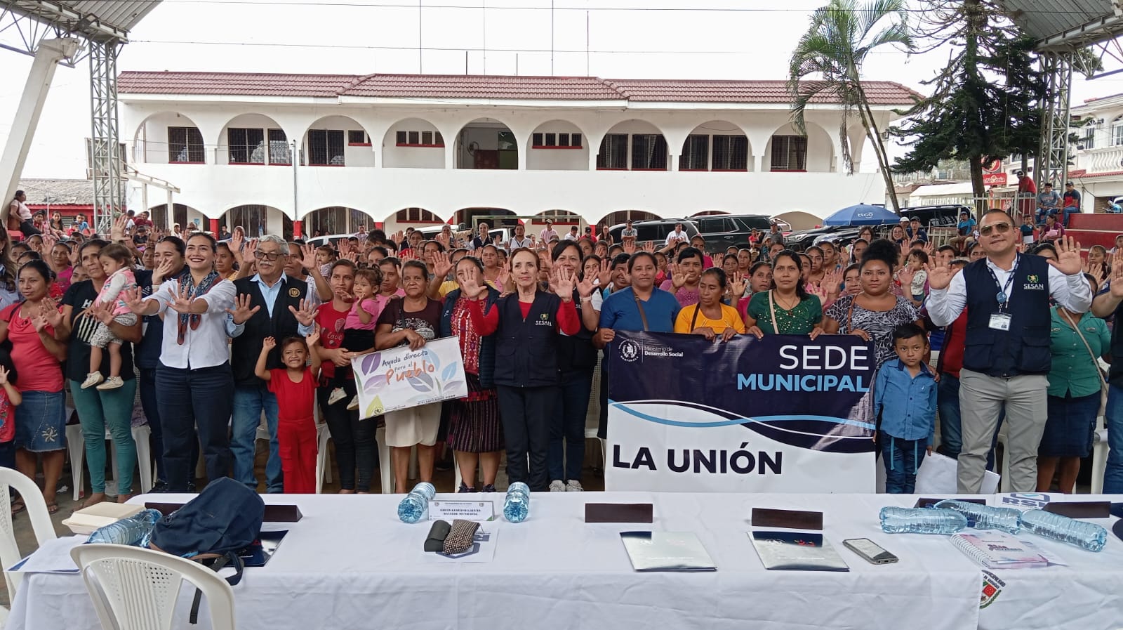 Más de 2 mil familias reciben Bono Social en La Unión, Zacapa