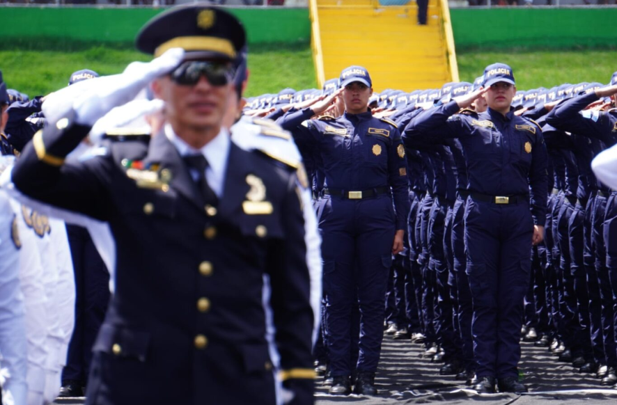 Nuevos agentes y ascensos en las filas de la PNC. / Foto: Mingob