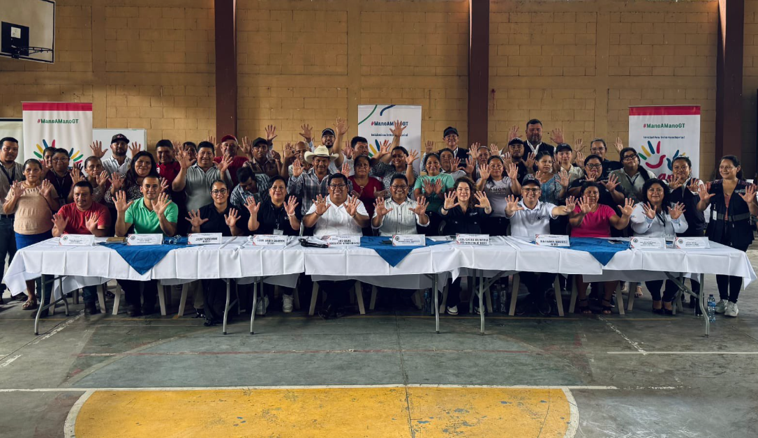 Mides presenta la iniciativa Mano a Mano en San Jacinto, Chiquimula./Foto: Mides.