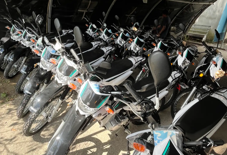 Nuevas motocicletas permitirán acercar servicios a comunidades rurales del suroriente de Petén. (Foto: MSPAS)