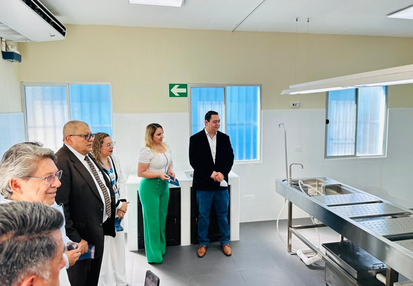 Hospital de El Progreso reapertura su morgue. (Foto: Morgue)