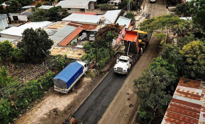 Caminos trabaja en rutas que serán utilizadas para la Vuelta Ciclística./Foto: CIV.
