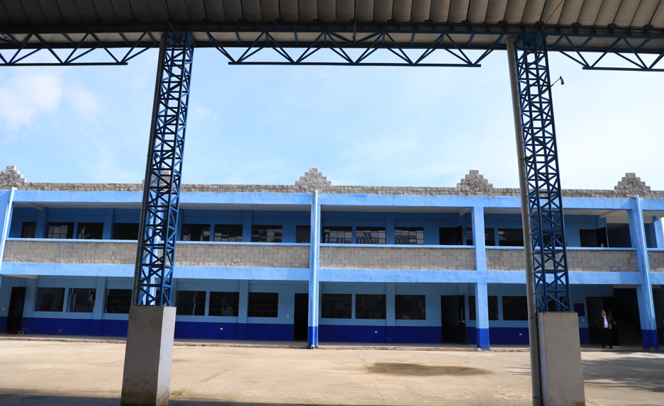 Mineduc inaugura instalaciones del Instituto de Educación Básica por Cooperativa de Amatitlán