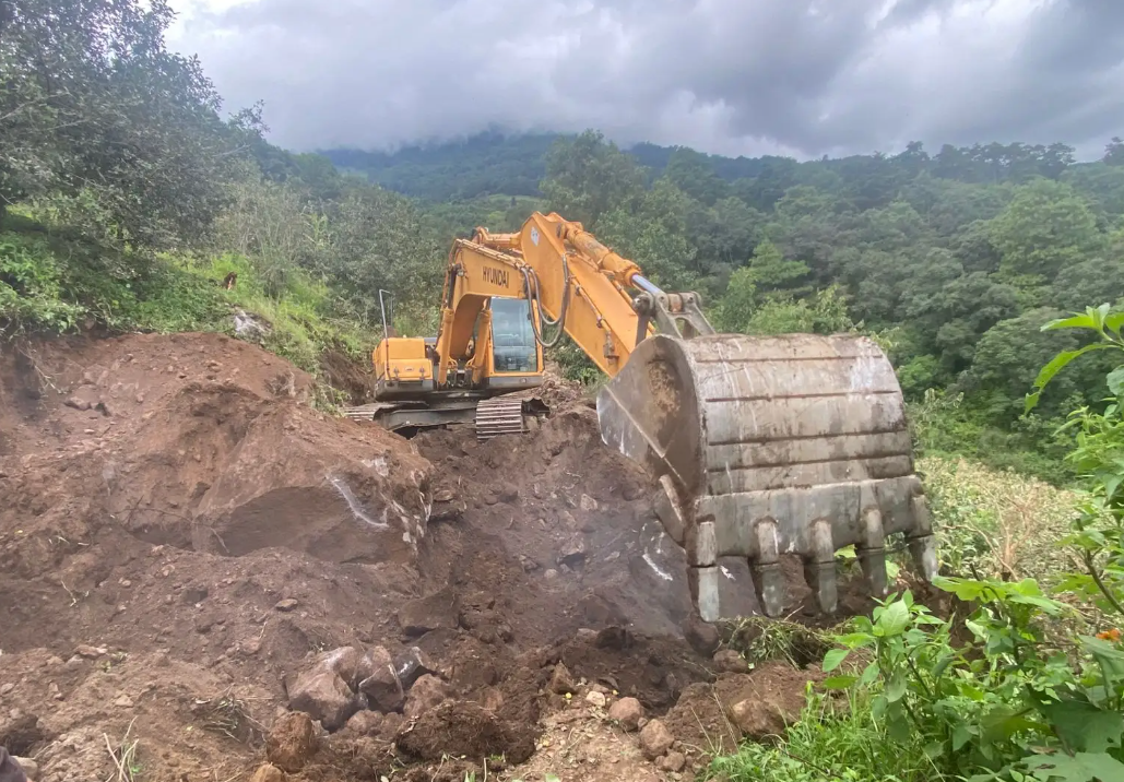 Avanza construcción de ruta alterna hacia Santa María de Jesús, Sacatepéquez. (Foto: CIV)