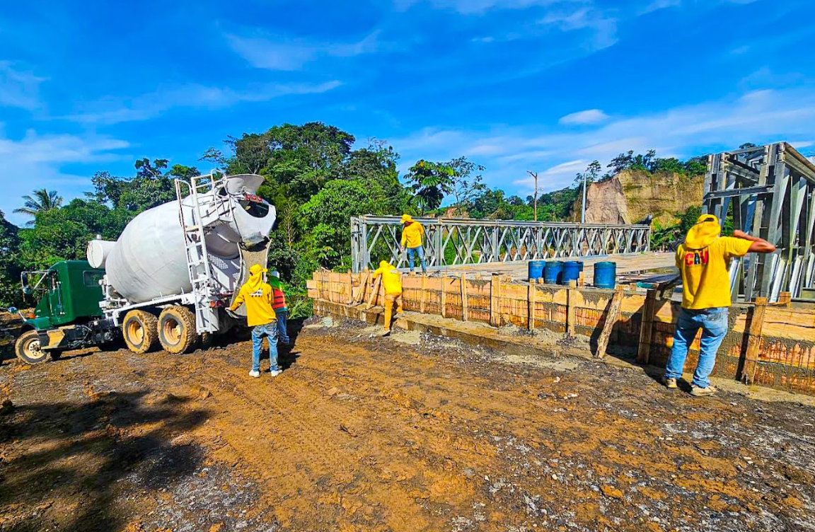 Acceso a puente bailey en la ruta Cito Zarco está próximo a habilitarse./Foto: CIV.,
