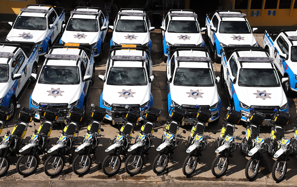CIV entrega flotilla de motocicletas y patrullas a Provial para ampliar su cobertura nacional