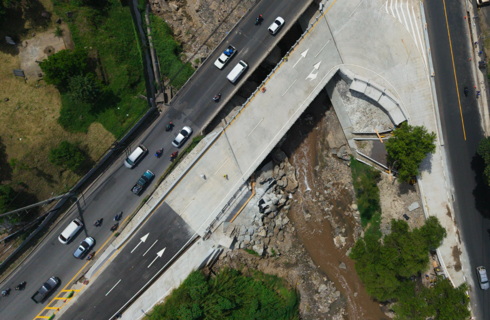 Covial entrega obra de puente Tubac./Foto: CIV.