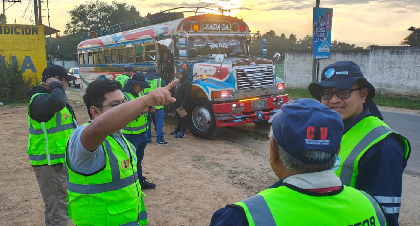 La DGT mantiene operativos por masiva afluencia de pasajeros este fin de semana
