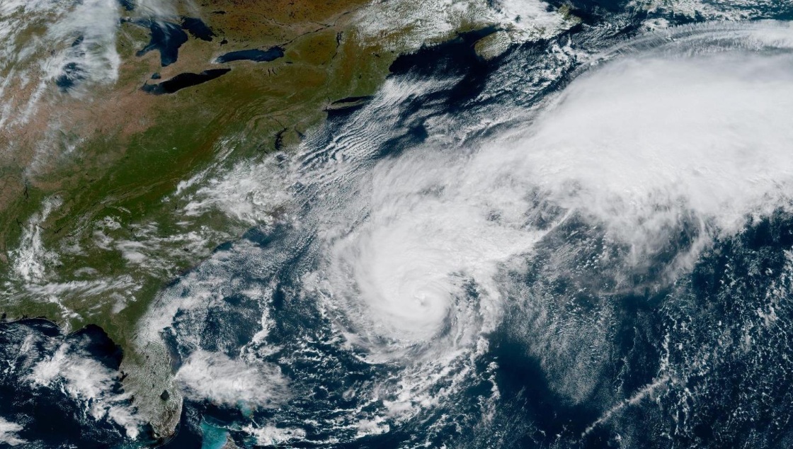 Meteorólogos pronostican que Imelda se convertirá en un sistema extratropical el jueves.