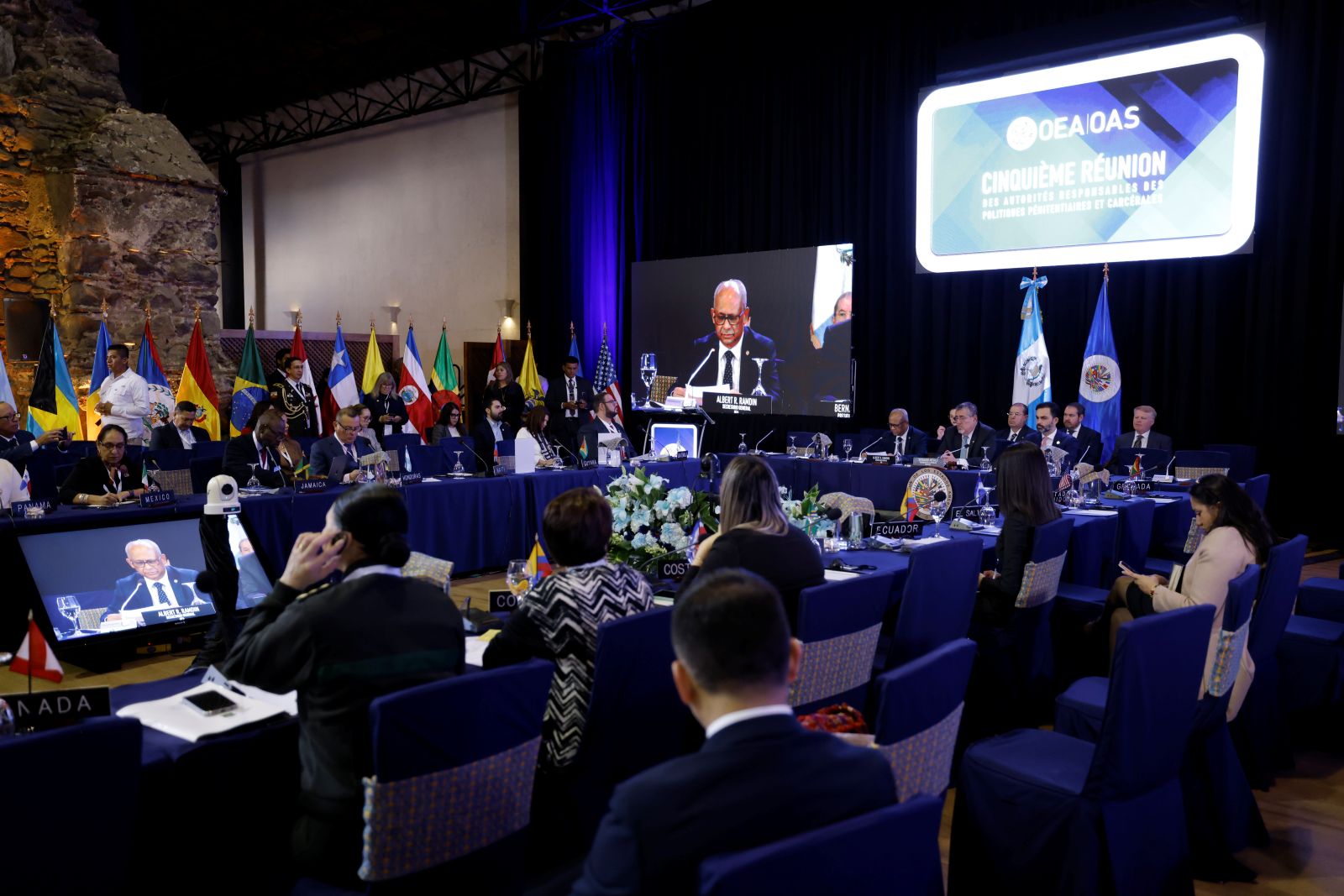 El secretario general adjunto de la OEA, Albert Ramin, durante la apertura de la Quinta Reunión de Autoridades Responsables de Políticas Penitenciarias de los Estados Miembros de la OEA.