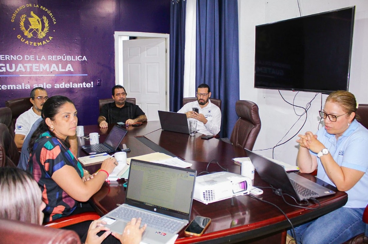 Avances en gobernanza ambiental de la Cuenca del Lago Petén Itzá