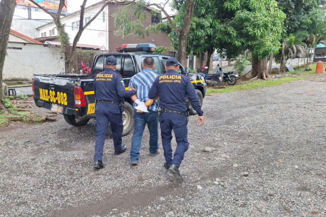 Capturan a hombre que provocó la muerte a piloto de bus tras discusión en Suchitepéquez