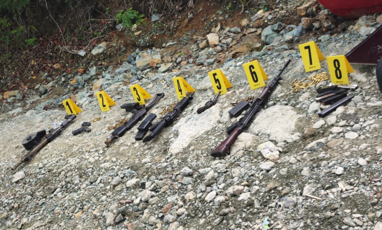 PNC decomisa arsenal tras persecución en Morales, Izabal