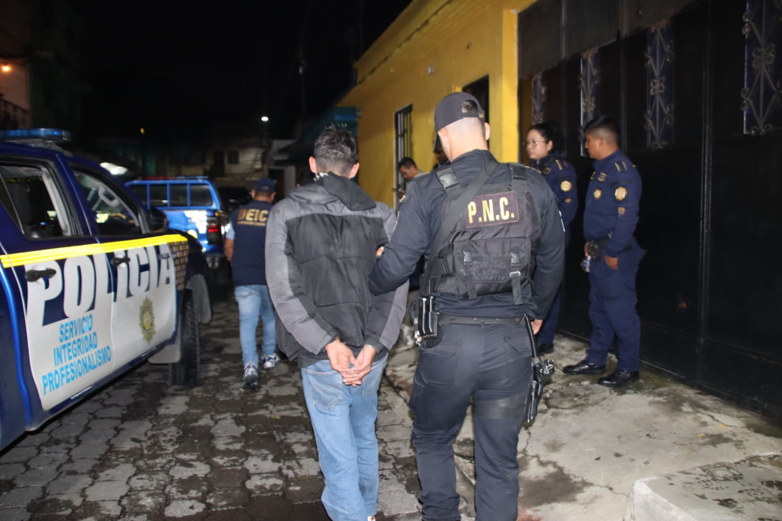 Las autoridades vinculan a los integrantes de Los distribuidores de La Chana con múltiples ilícitos, entre ellos asesinato, tentativa de asesinato, asociación ilícita entre otros. / Foto: PNC