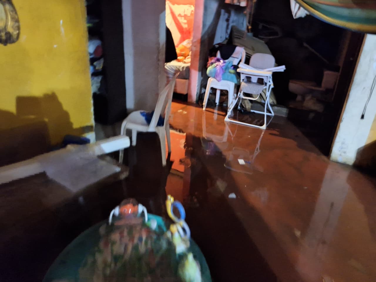 Conred evalúa daños y coordina ayuda humanitaria tras inundaciones en Retalhuleu