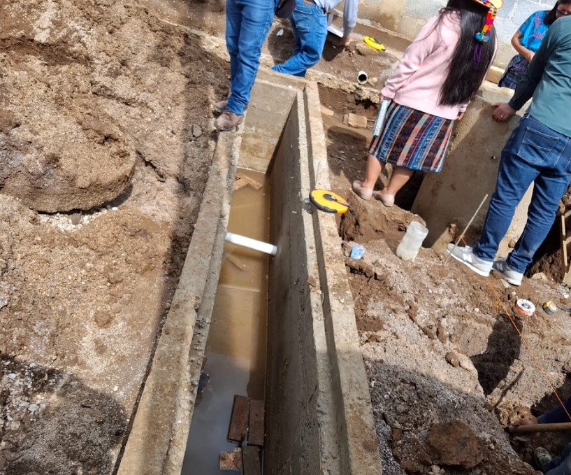 Supervisan proyecto de alcantarillado sanitario en Patzún, Chimaltenango