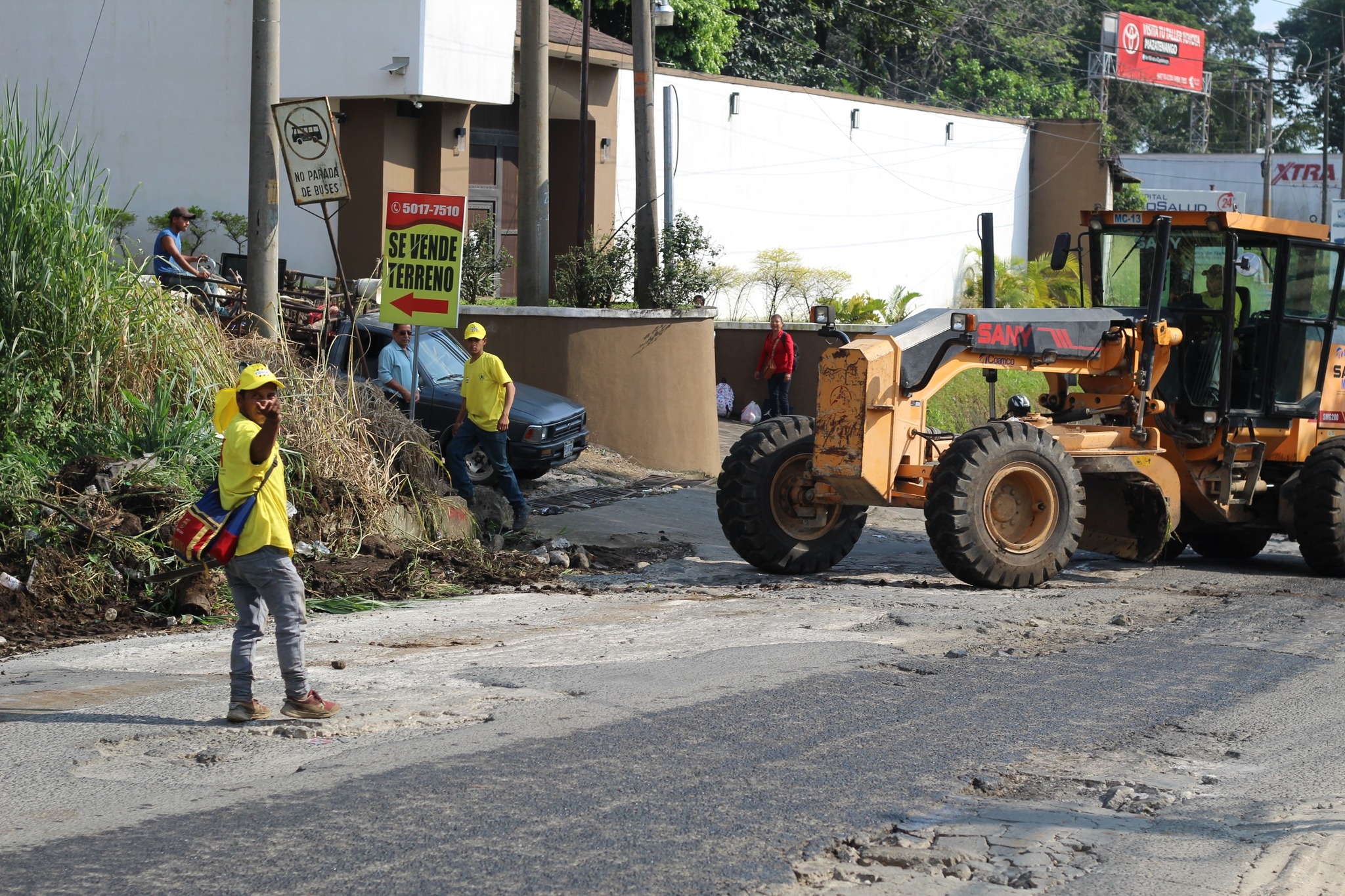 Inician los trabajos en la carretera San Francisco Zapotitlán–Mazatenango