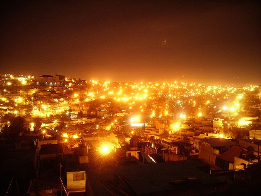 Aunque la contaminación lumínica continúa expandiéndose, expertos aseguran que es más fácil de revertir.