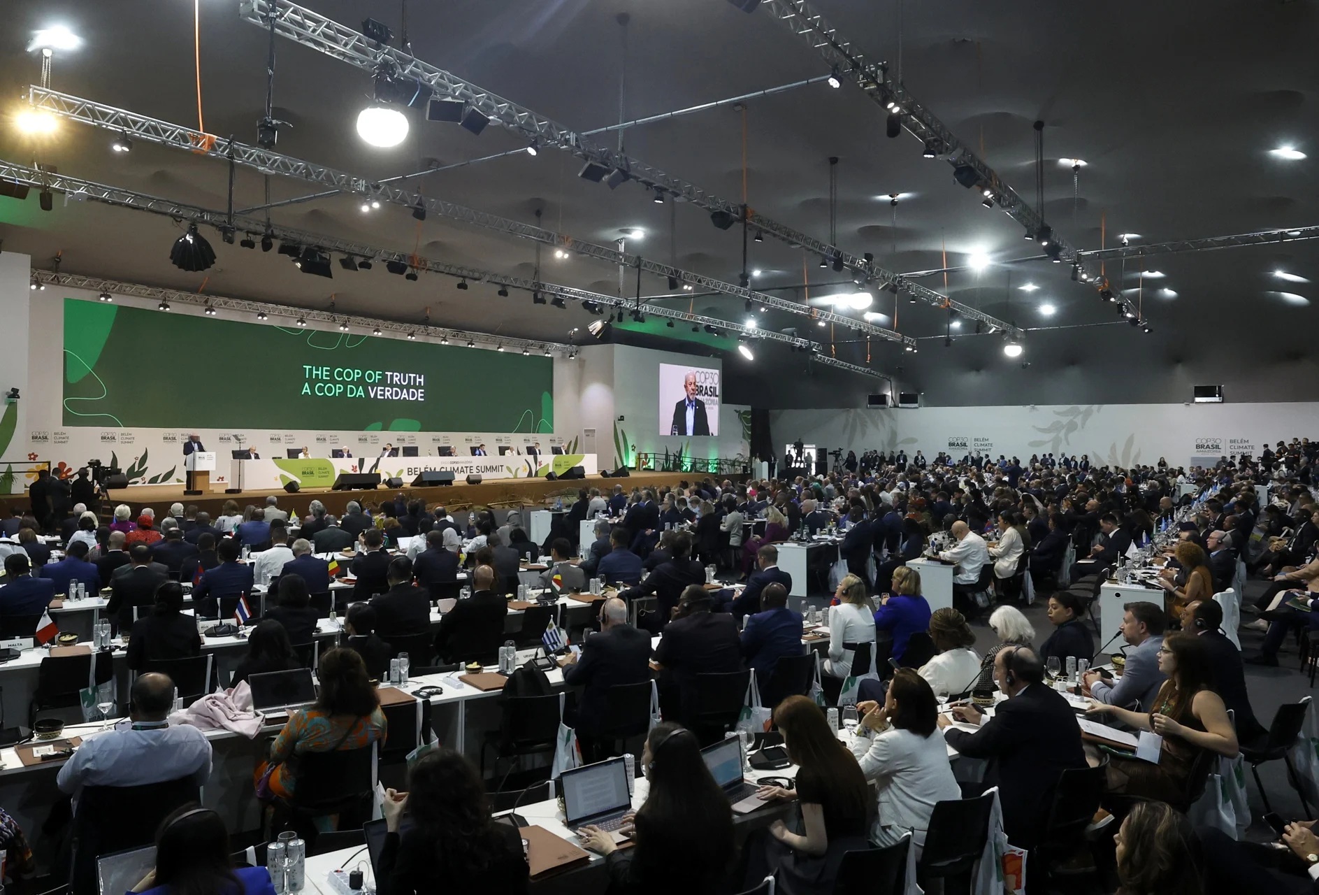 La cumbre de la COP30 arranca con ataques a Trump y un nuevo fondo para salvar las selvas