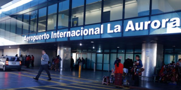 DGAC restablece el servicio de agua en el Aeropuerto La Aurora tras identificación de fuga